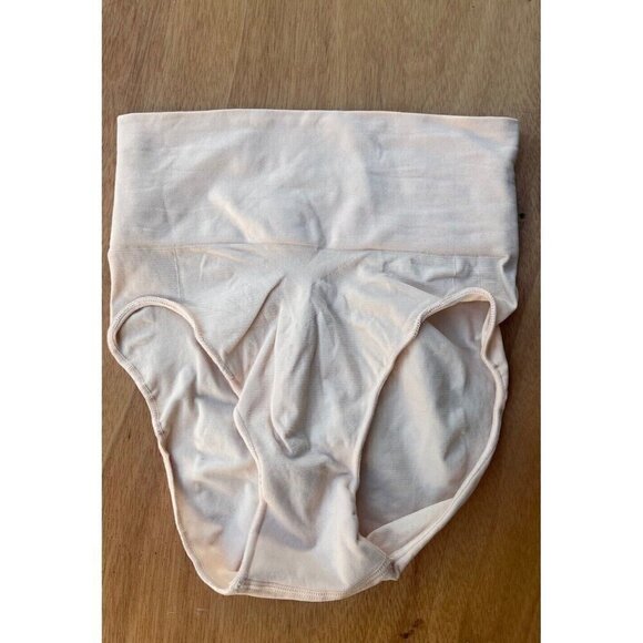 SKIMS Womens Core Control Brief Sand  Size S/M SH-MTB-0109 - Picture 1 of 7